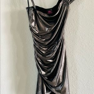 2b bebe one shoulder dress